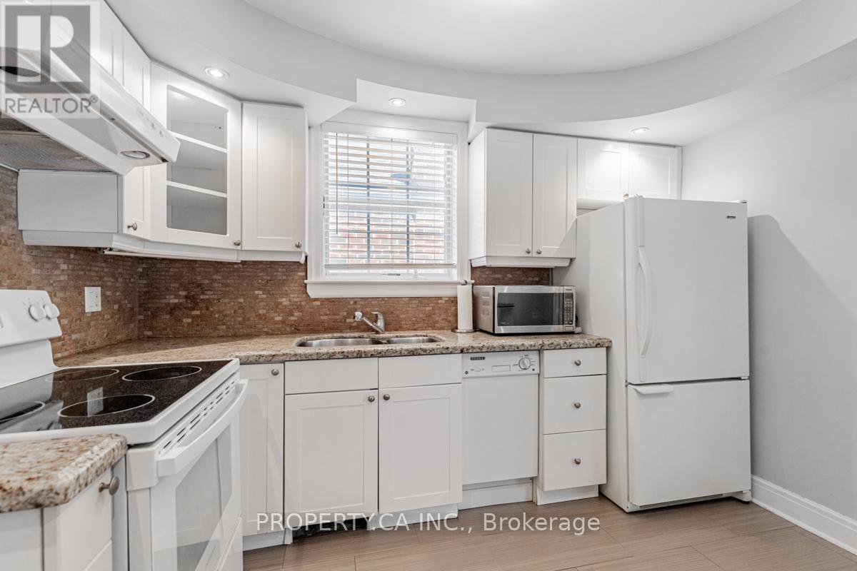 Upper - 26 Rednor Road, Toronto, Ontario  M4C 4B4 - Photo 15 - E12599326