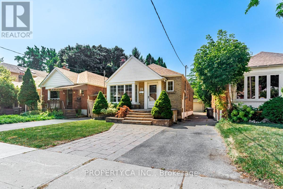 Upper - 26 Rednor Road, Toronto, Ontario  M4C 4B4 - Photo 2 - E12599326