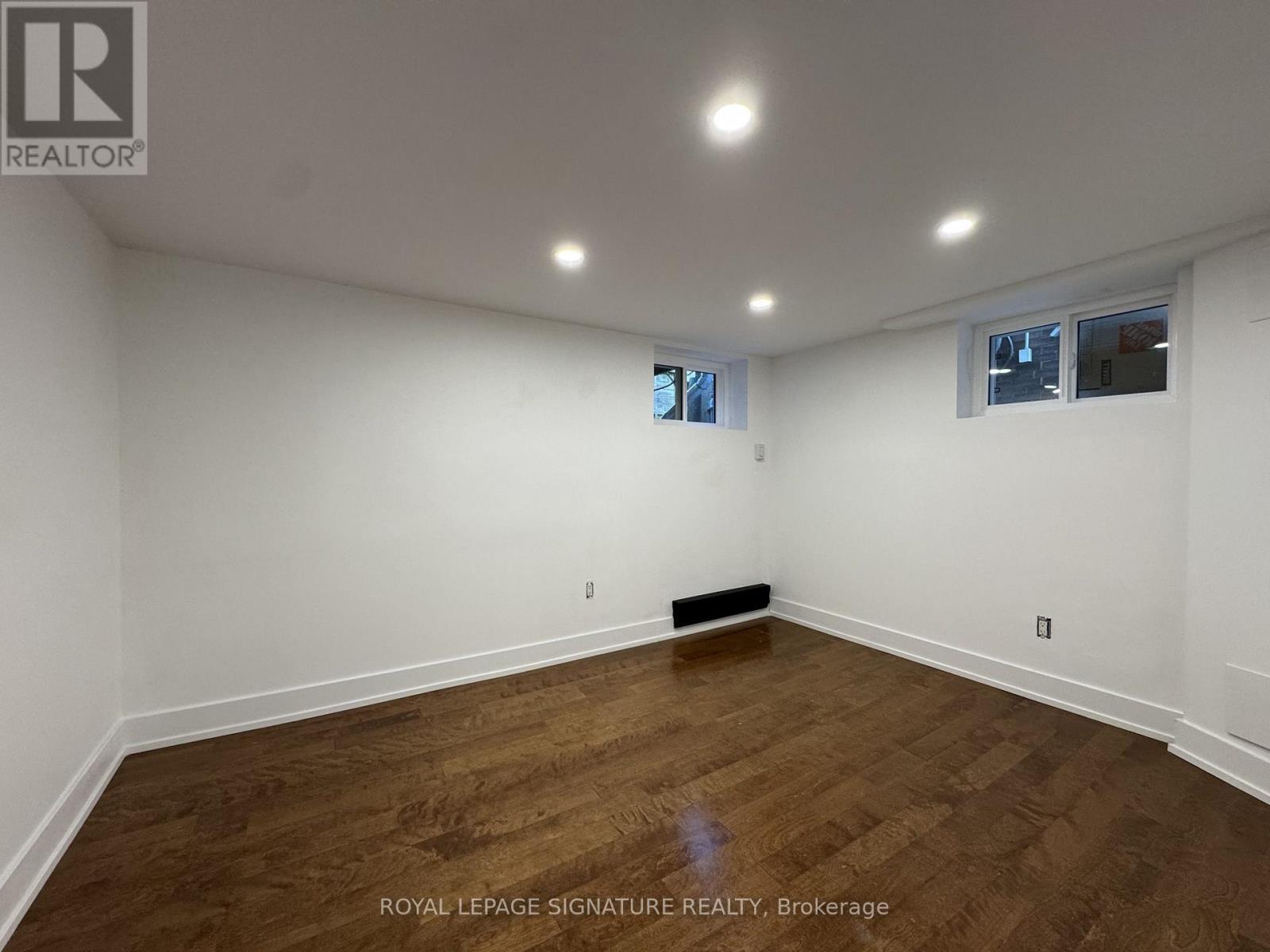 Main & Lower - 25 Firstbrooke Road, Toronto, Ontario  M4E 2L2 - Photo 11 - E12599362