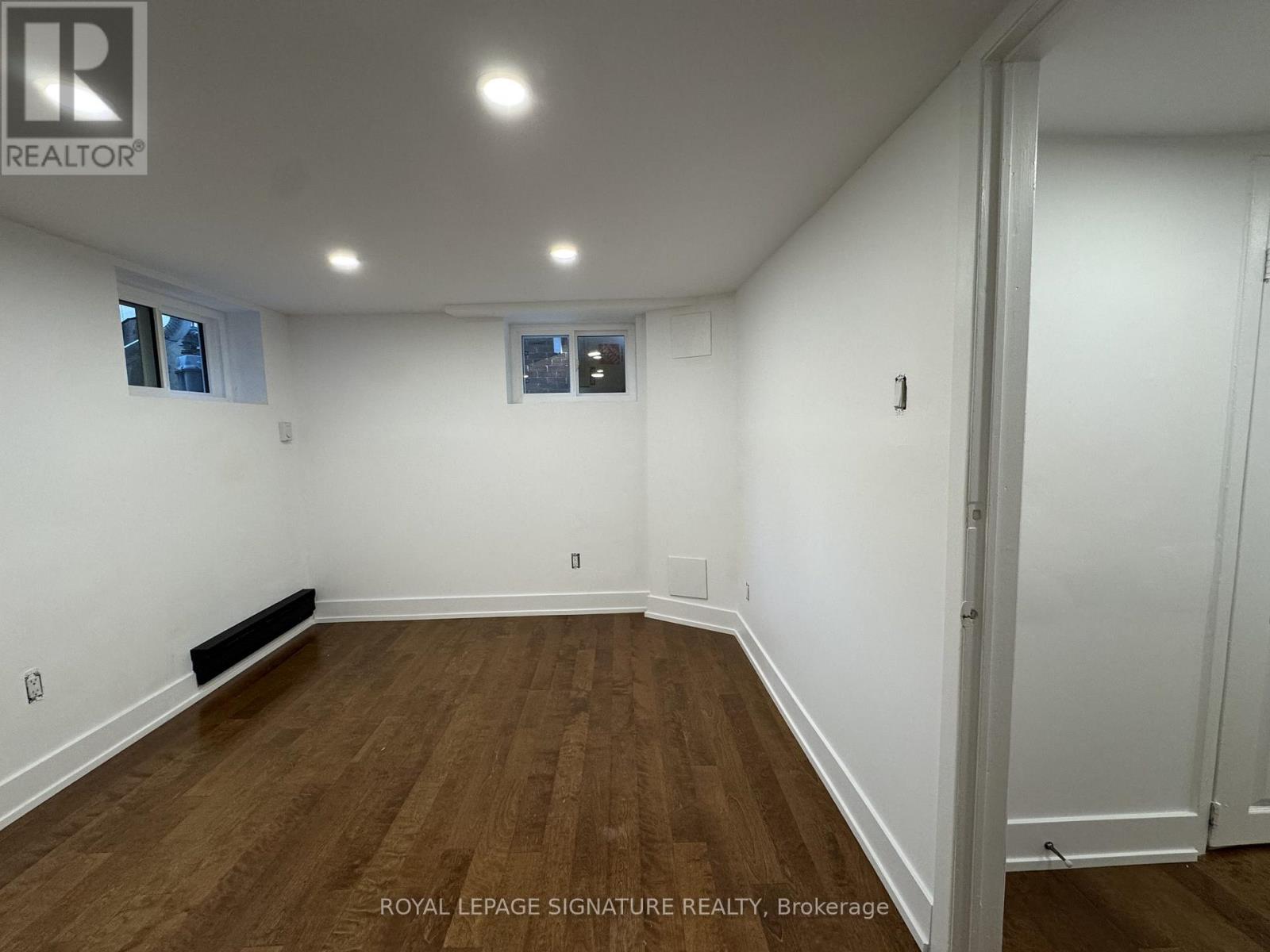 Main & Lower - 25 Firstbrooke Road, Toronto, Ontario  M4E 2L2 - Photo 13 - E12599362