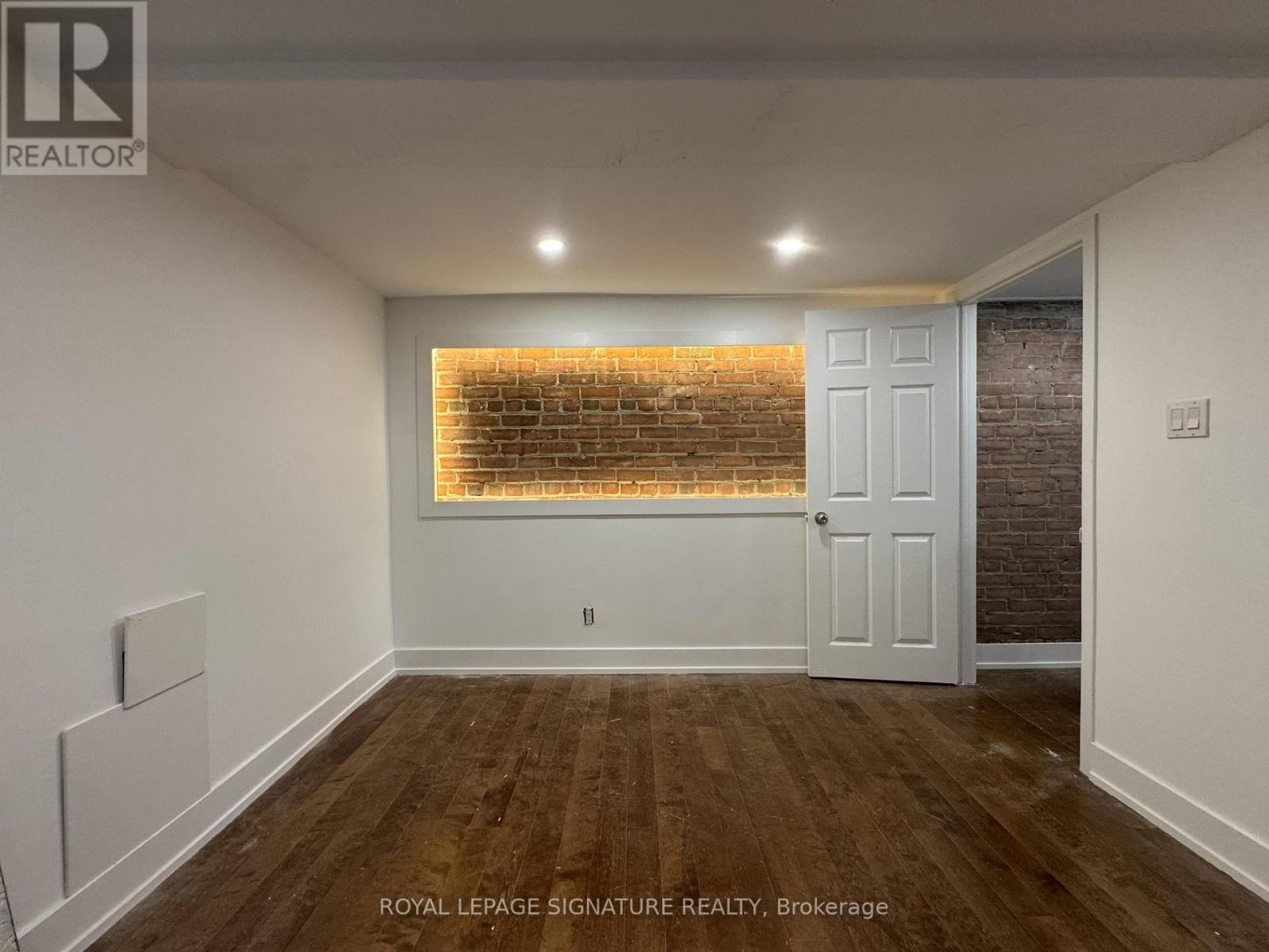 Main & Lower - 25 Firstbrooke Road, Toronto, Ontario  M4E 2L2 - Photo 8 - E12599362