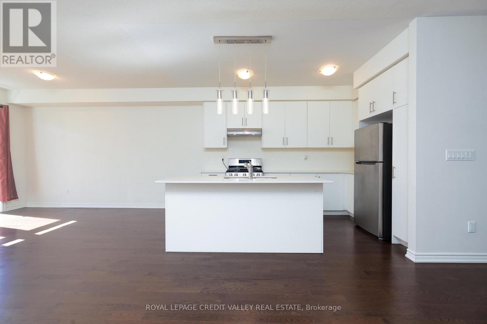 (Upper) - 63 Laing Drive, Whitby, Ontario  L1P 0N6 - Photo 9 - E12599390