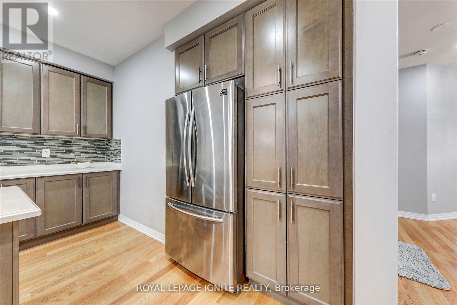 101 East Shore Drive, Clarington, Ontario  L1C 1Z8 - Photo 13 - E12599394