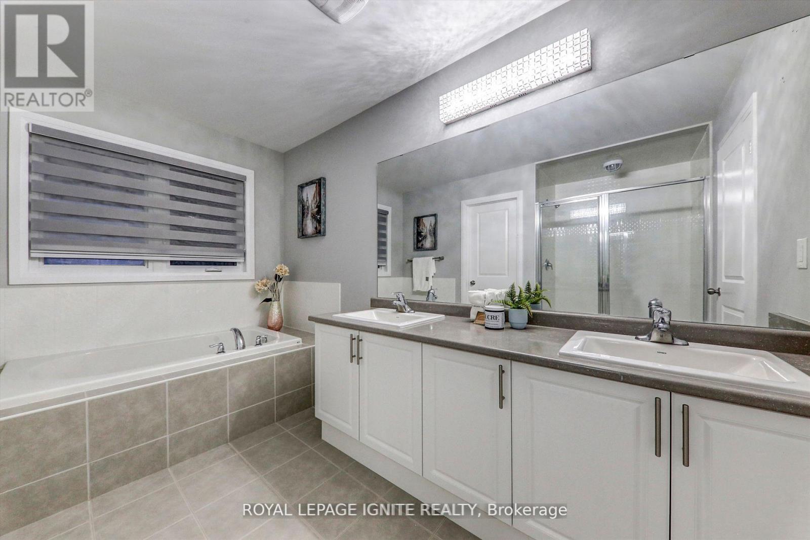 101 East Shore Drive, Clarington, Ontario  L1C 1Z8 - Photo 37 - E12599394