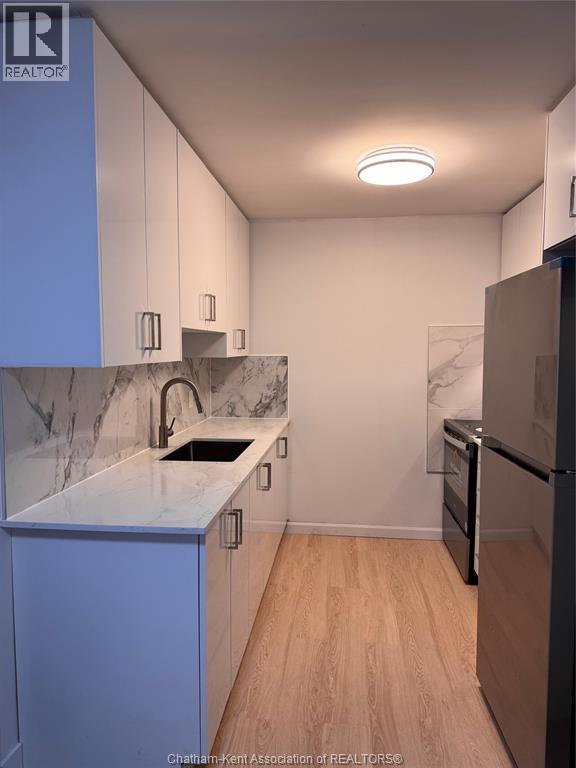 MLS# 25031089: 25 Orchard Heights DRIVE Unit# 11, Chatham, Canada