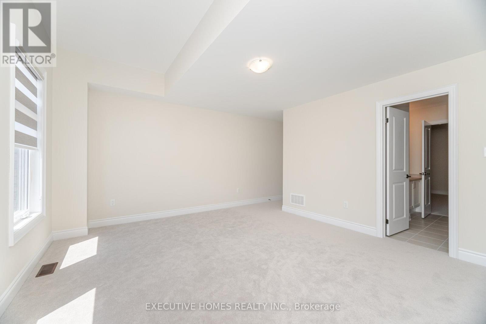 6 Mac Campbell Way, Bradford West Gwillimbury (Bradford), Ontario L3Z 4M7 - Photo 34 - N12599314