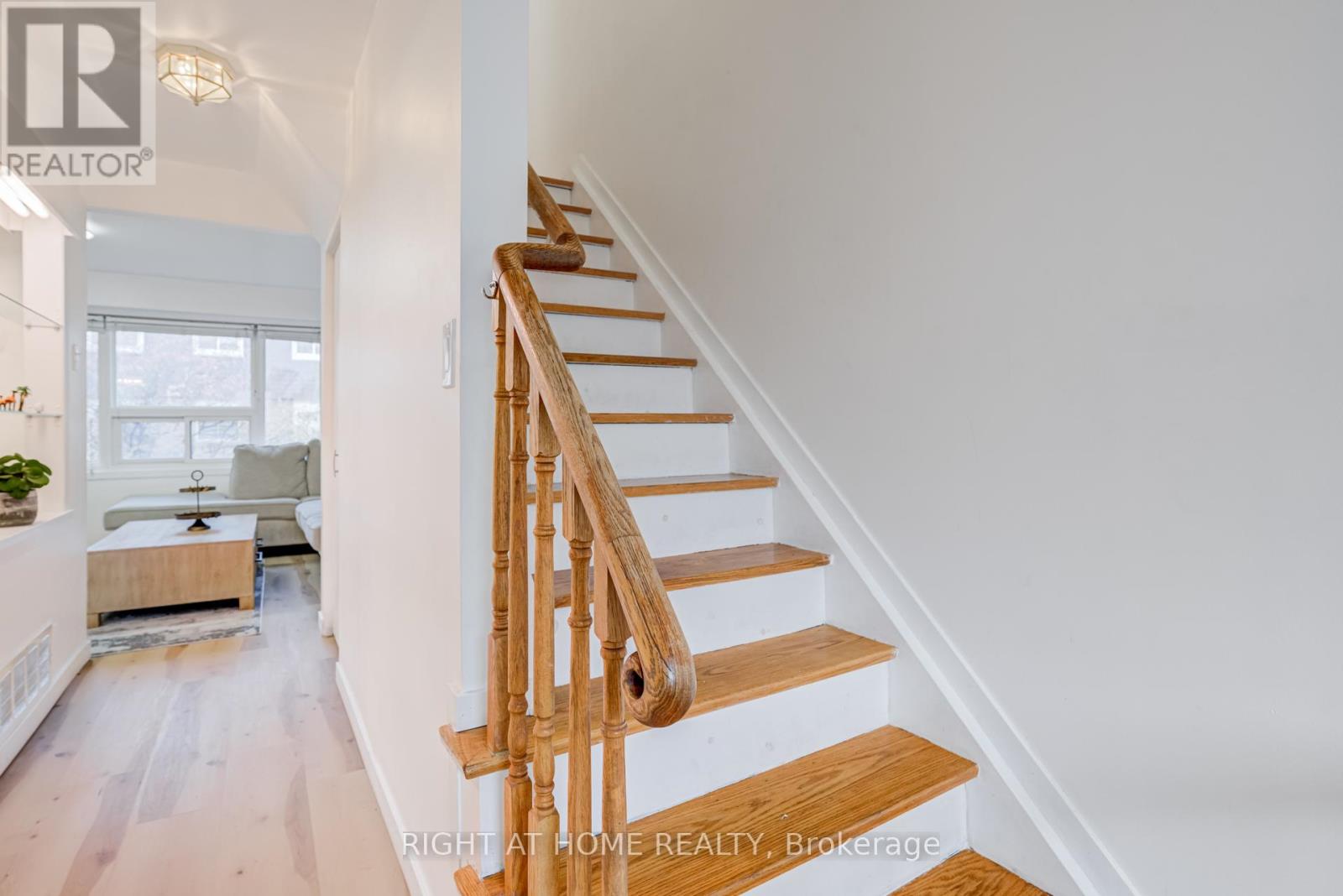 37 - 37 The Carriage Way, Markham, Ontario  L3T 4V1 - Photo 9 - N12599346