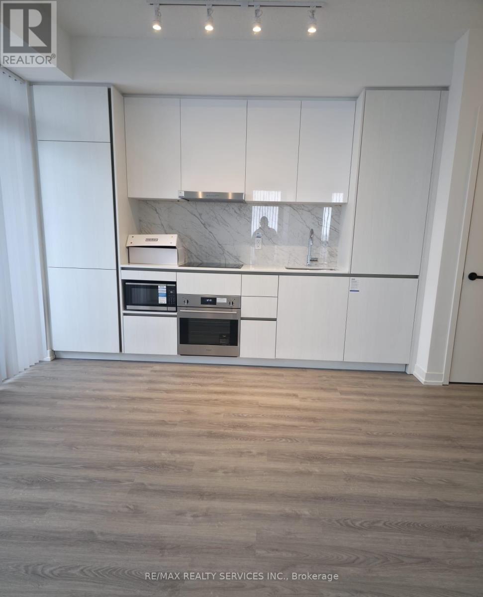 2006 - 8 Interchange Way W, Vaughan, Ontario  L4K 5Z7 - Photo 13 - N12599410