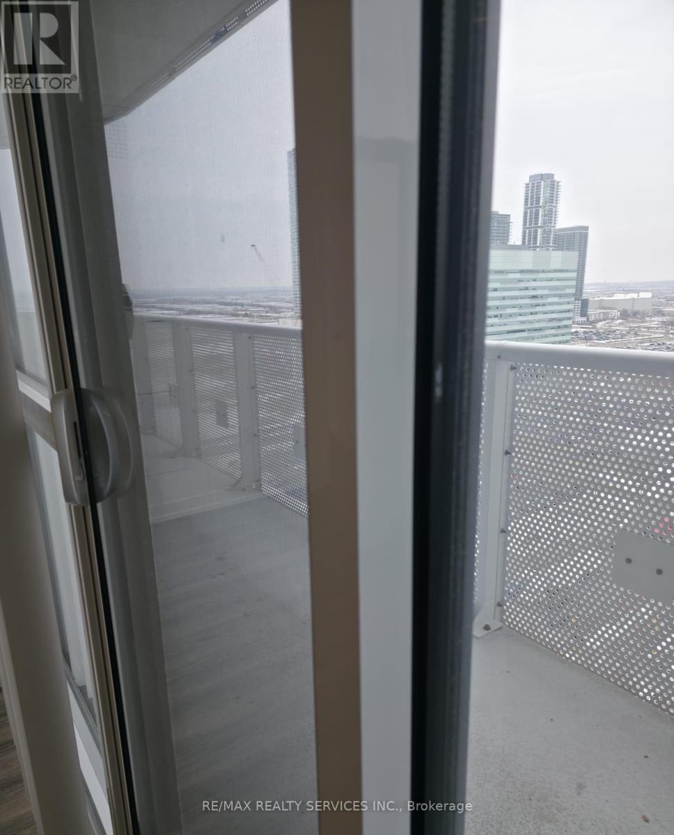 2006 - 8 Interchange Way W, Vaughan, Ontario  L4K 5Z7 - Photo 15 - N12599410