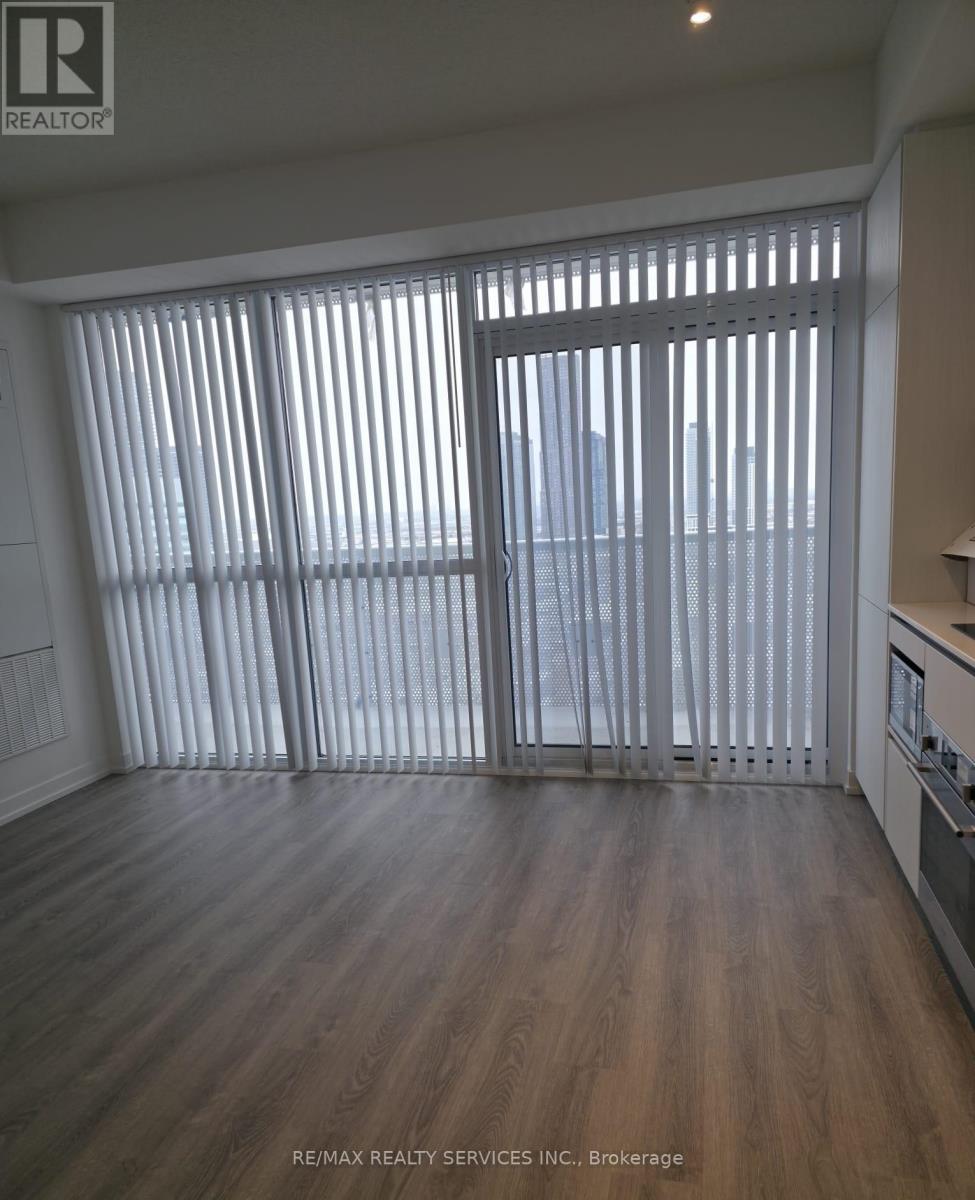 2006 - 8 Interchange Way W, Vaughan, Ontario  L4K 5Z7 - Photo 7 - N12599410