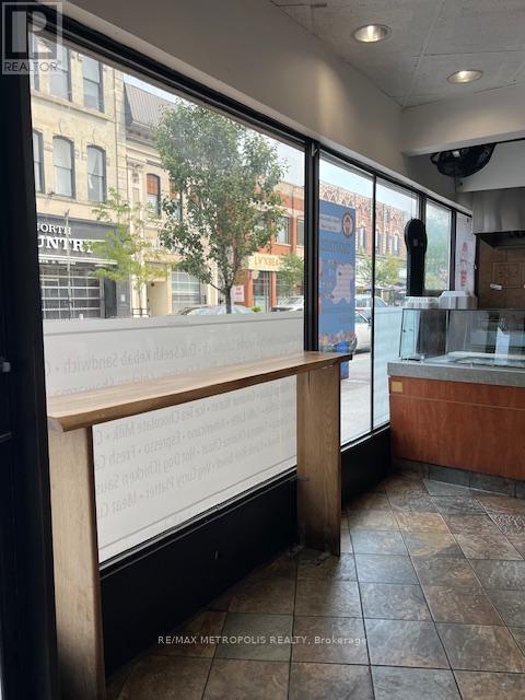 Main Fl - 1 Dunlop Street E, Barrie (City Centre), Ontario  L4N 1A1 - Photo 10 - S12599398