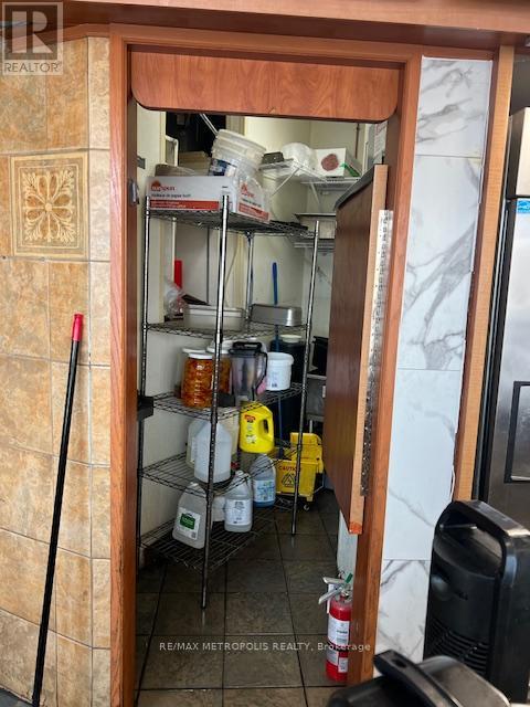 Main Fl - 1 Dunlop Street E, Barrie (City Centre), Ontario  L4N 1A1 - Photo 6 - S12599398