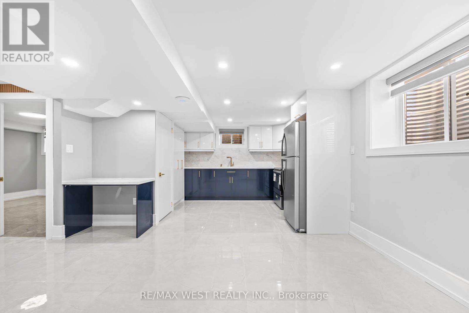 A - 38 Larchmere Avenue, Toronto, Ontario  M9L 2N3 - Photo 9 - W12599256