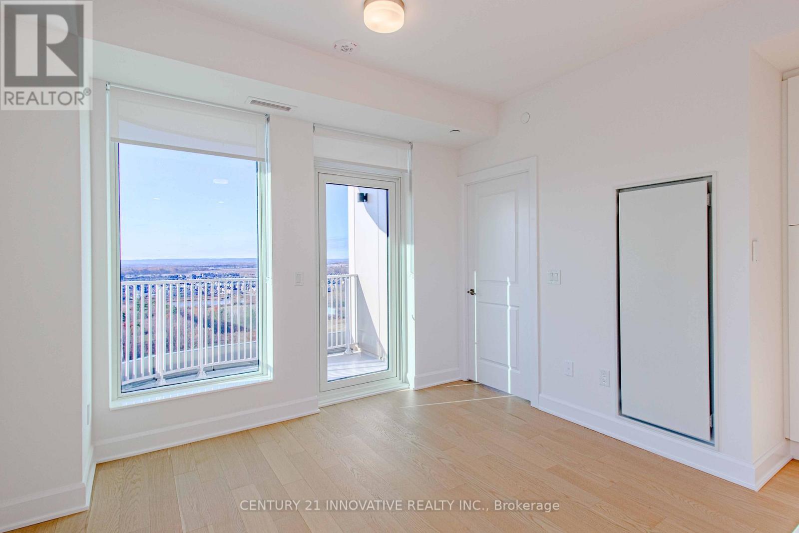 1902 - 3240 William Coltson Avenue, Oakville, Ontario  L6H 8C8 - Photo 6 - W12599258