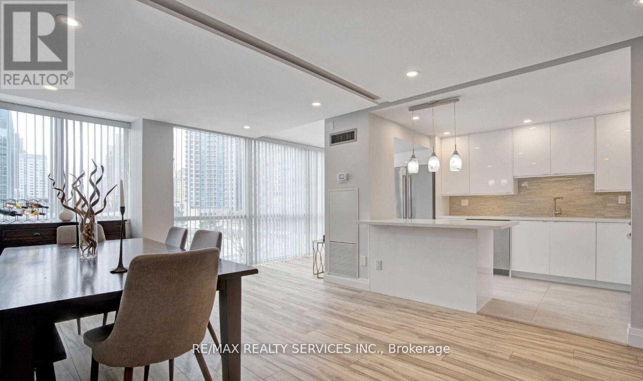 407 - 350 Webb Drive, Mississauga, Ontario  L5B 3W4 - Photo 17 - W12599262