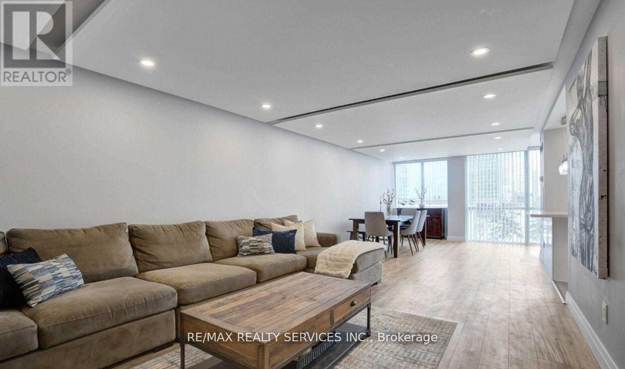 407 - 350 Webb Drive, Mississauga, Ontario  L5B 3W4 - Photo 6 - W12599262