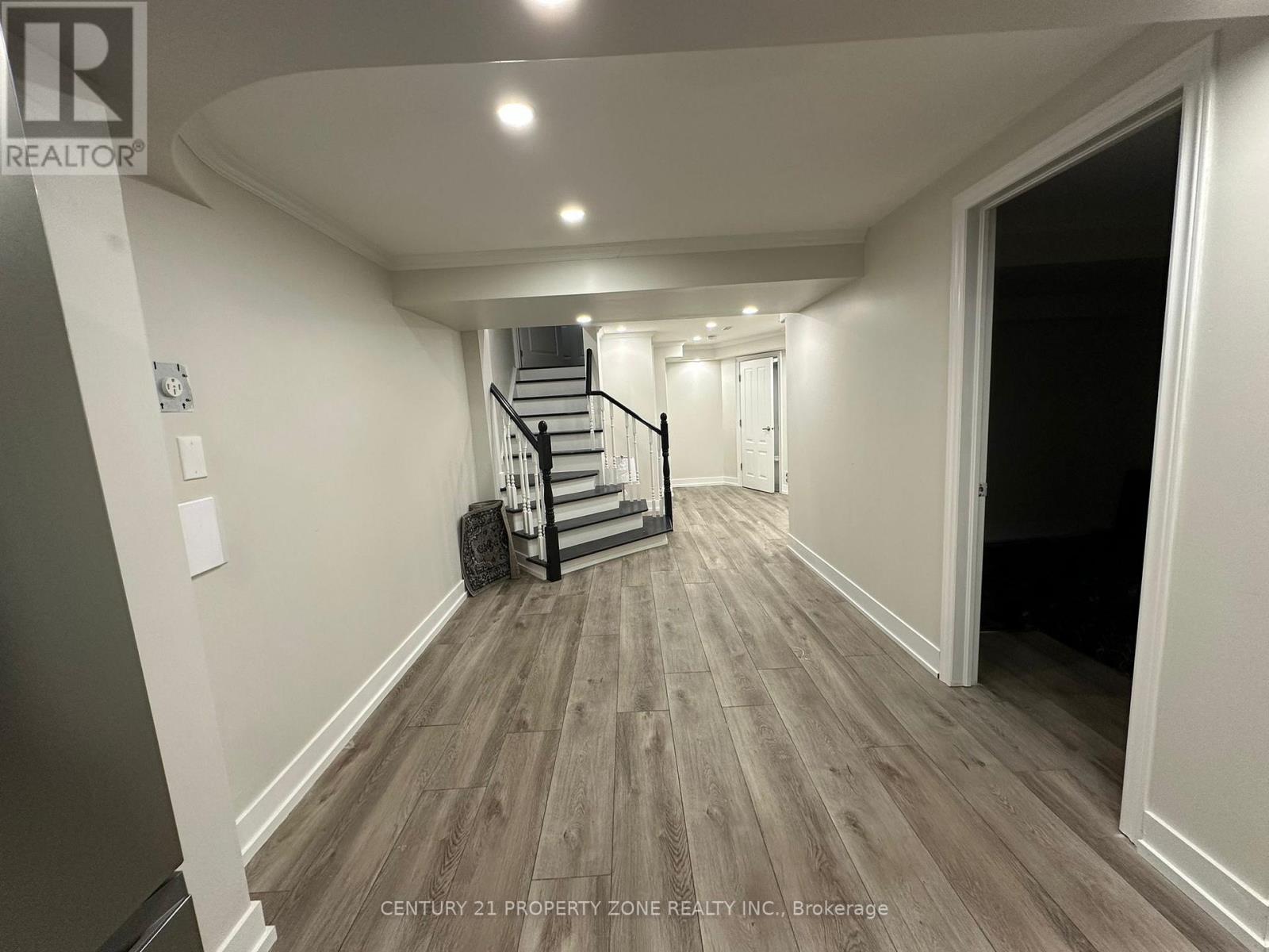 Lower - 3394 Crimson King Circle, Mississauga, Ontario  L5N 8M9 - Photo 8 - W12599270