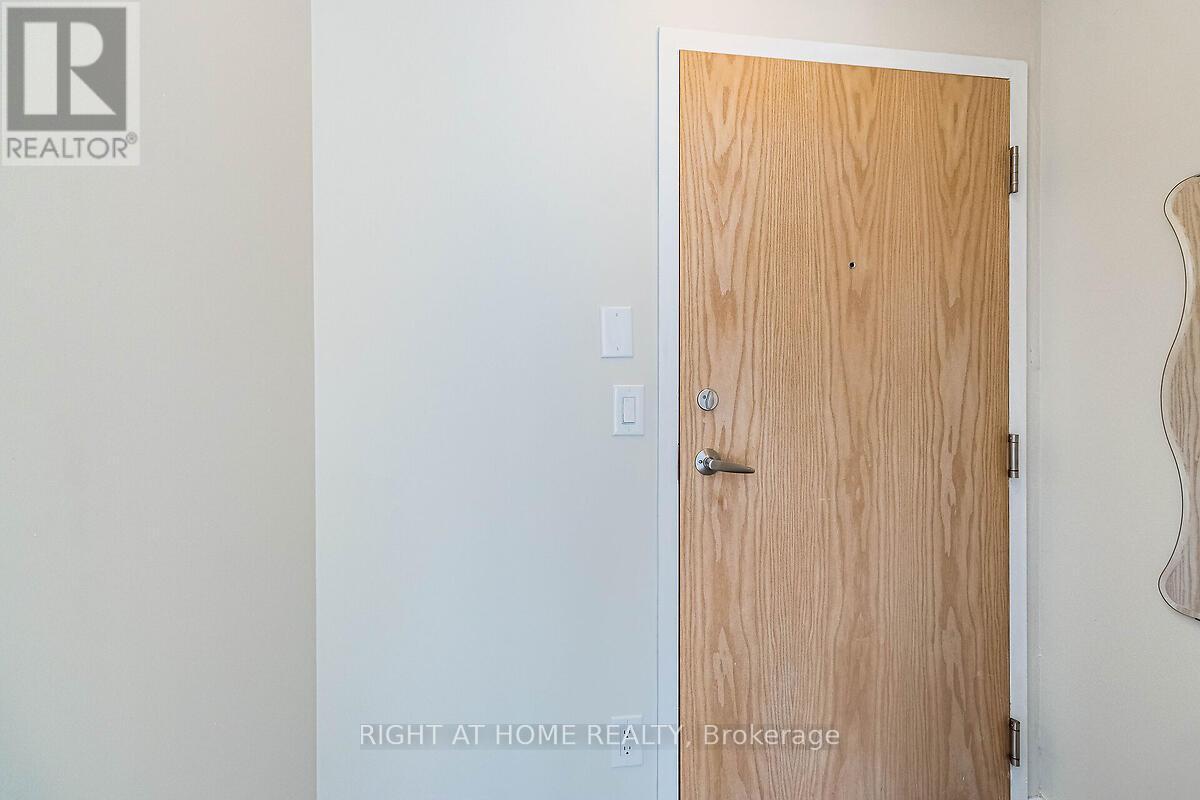 318 - 38 Joe Shuster Way, Toronto, Ontario  M6K 0A5 - Photo 9 - W12599292