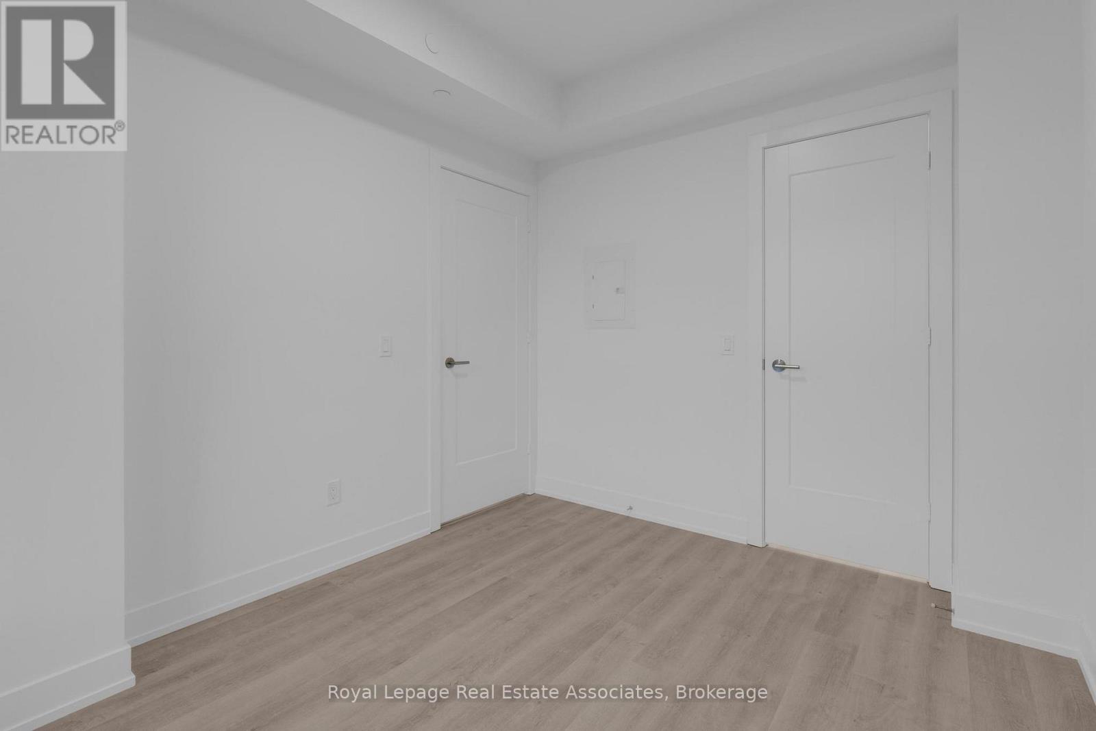 714 - 60 Central Park Roadway, Toronto, Ontario  M9A 3K1 - Photo 13 - W12599334