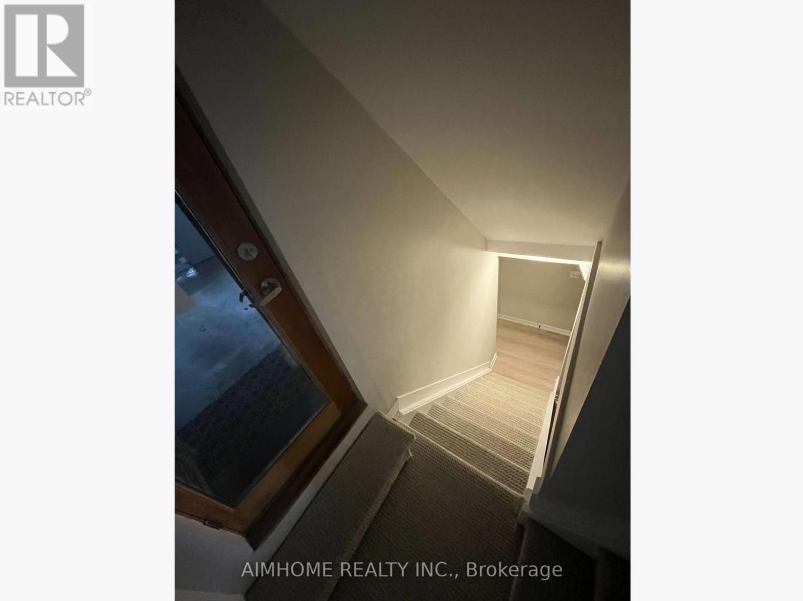 Bsmt - 401 Kittridge Road, Oakville, Ontario  L6H 7K6 - Photo 2 - W12599338