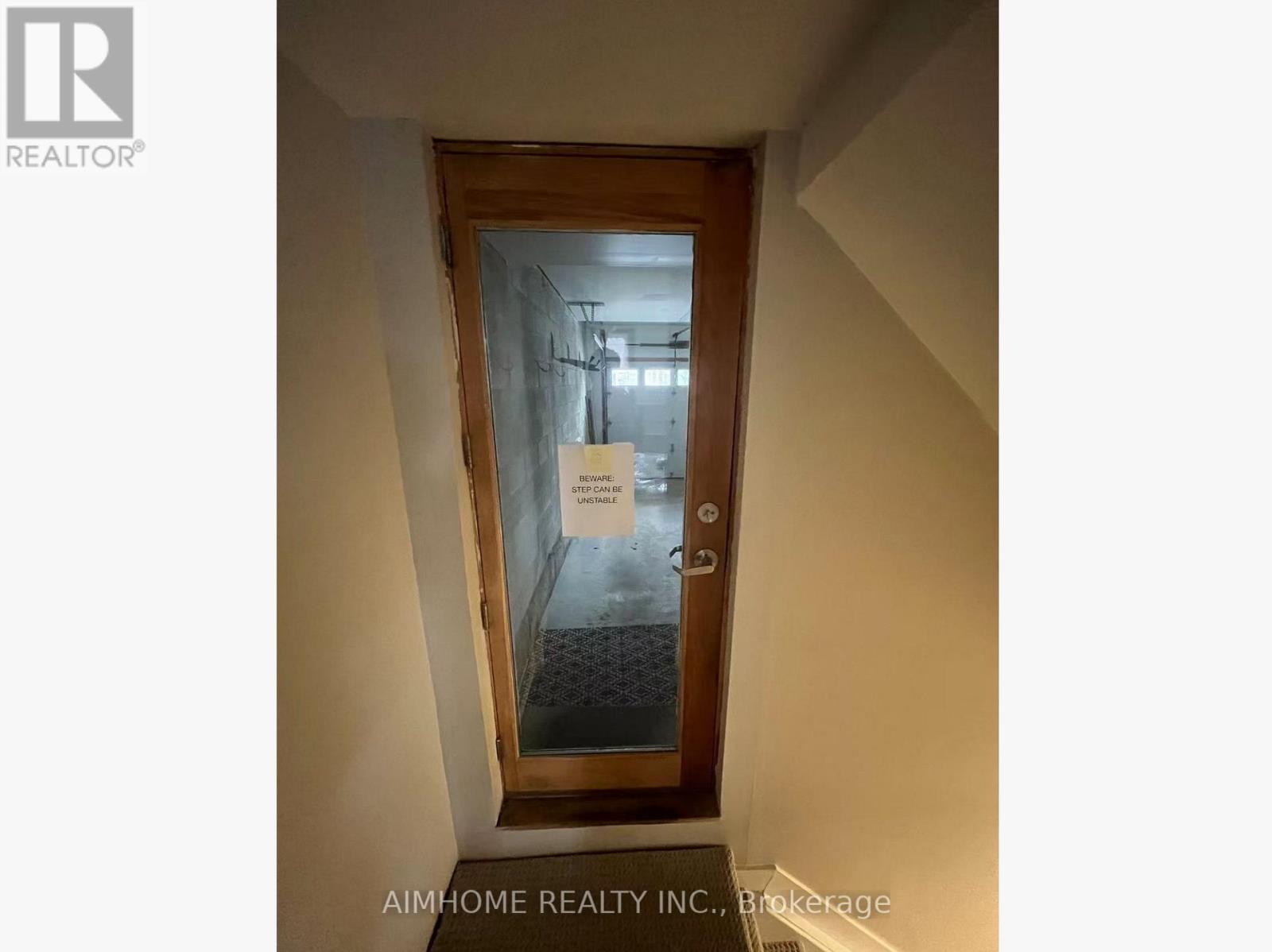 Bsmt - 401 Kittridge Road, Oakville, Ontario  L6H 7K6 - Photo 3 - W12599338