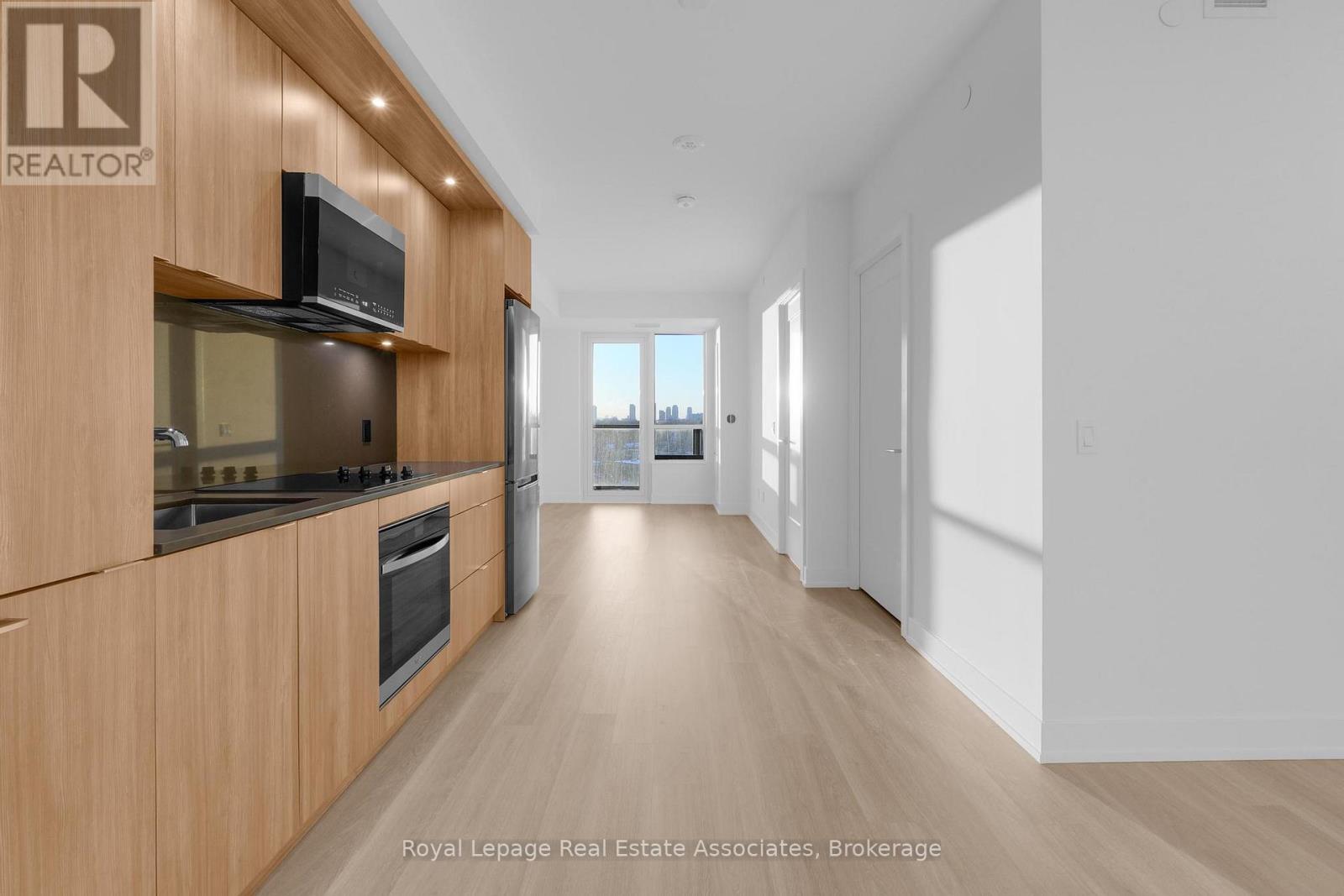 1008 - 60 CENTRAL PARK ROADWAY, Toronto, Ontario