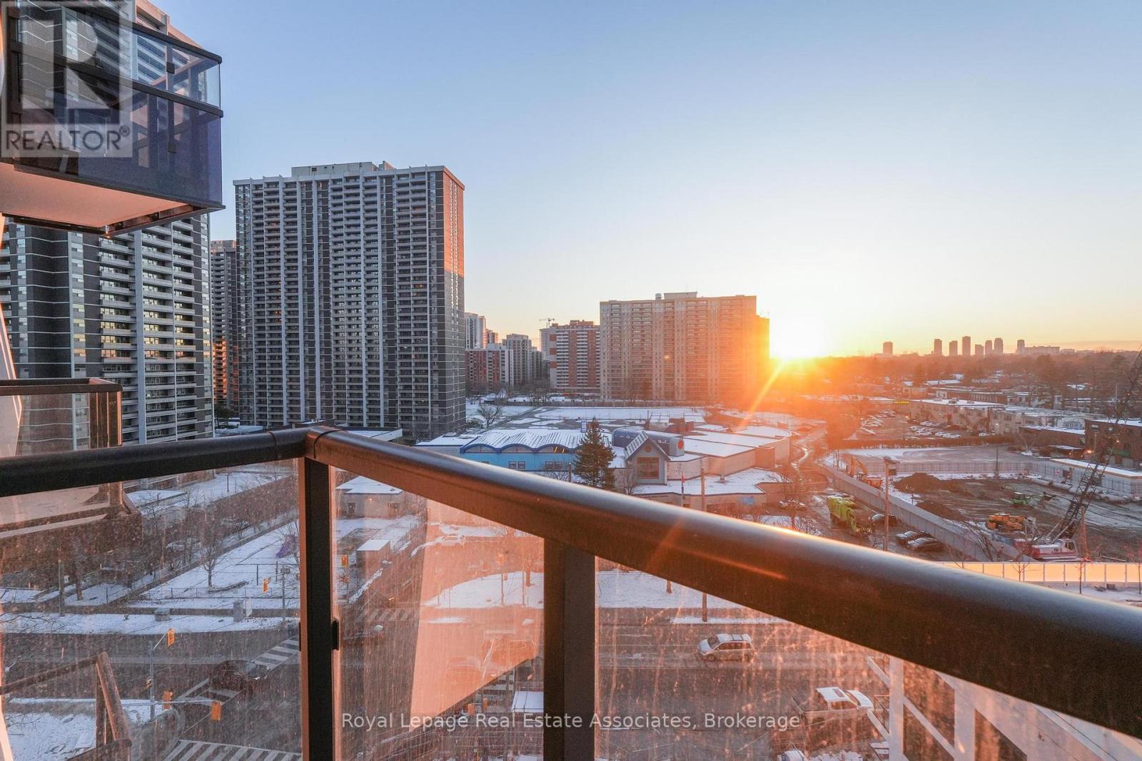 1008 - 60 Central Park Roadway, Toronto, Ontario  M9A 3K1 - Photo 10 - W12599342