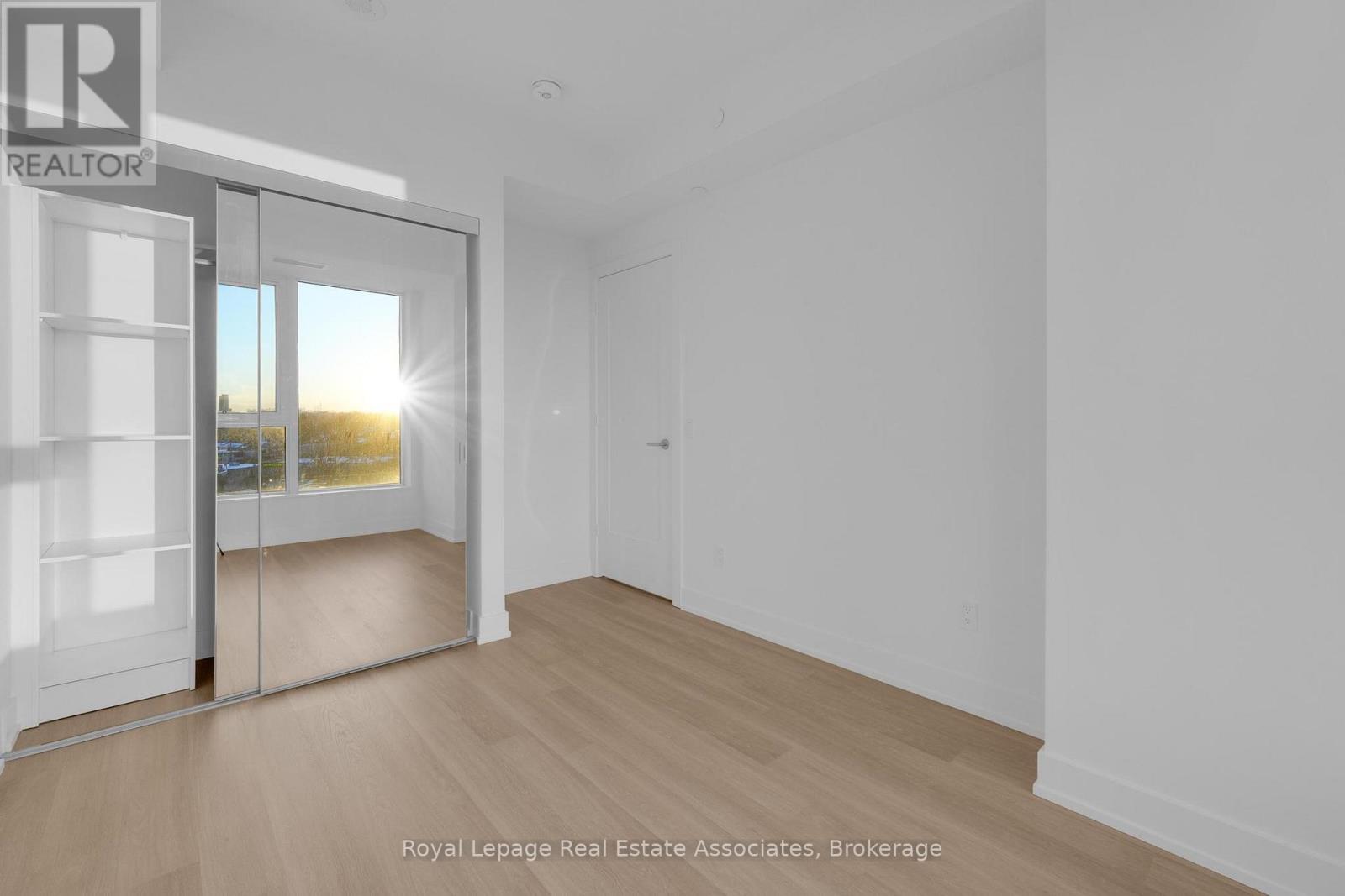 1008 - 60 Central Park Roadway, Toronto, Ontario  M9A 3K1 - Photo 15 - W12599342