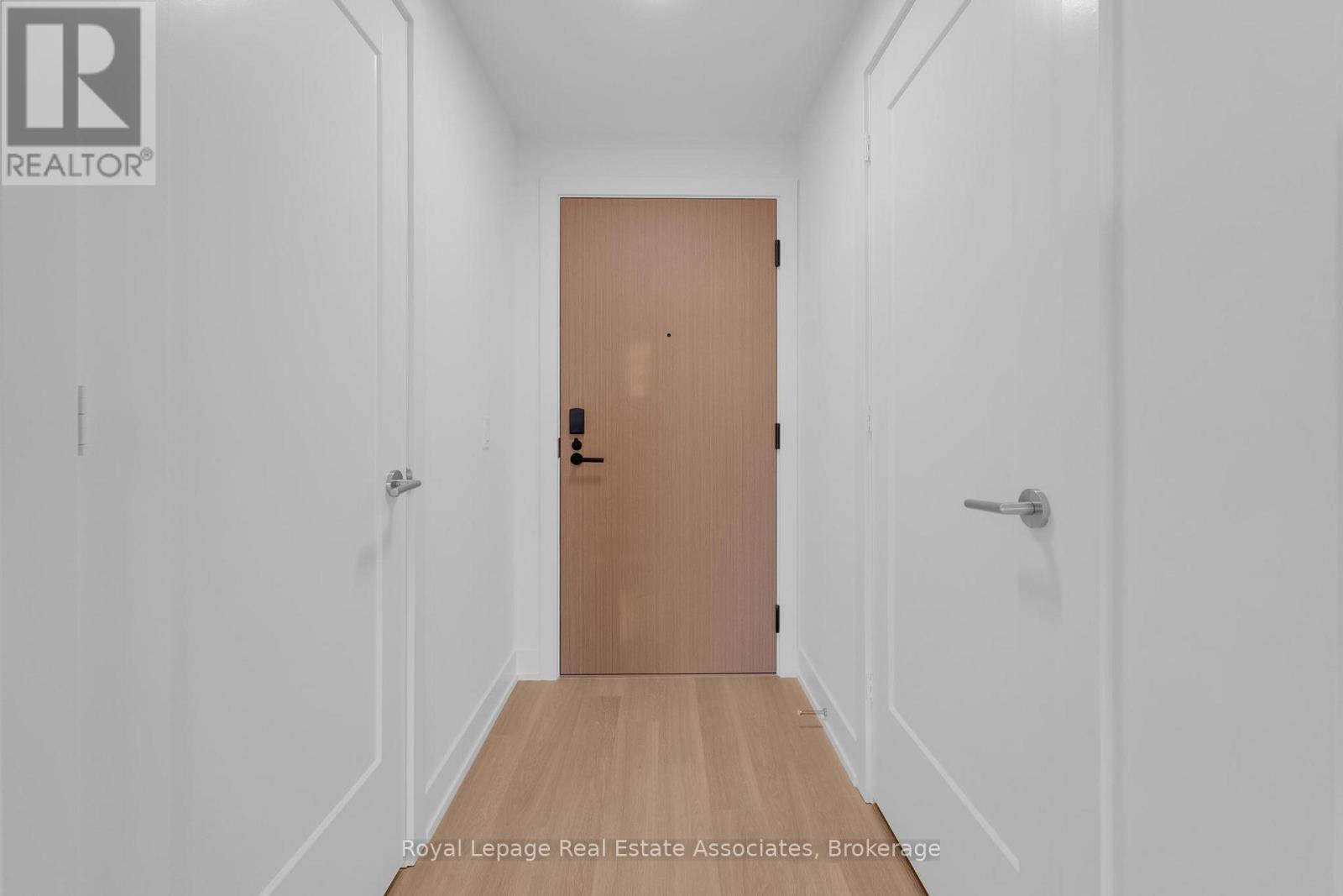 1008 - 60 Central Park Roadway, Toronto, Ontario  M9A 3K1 - Photo 19 - W12599342