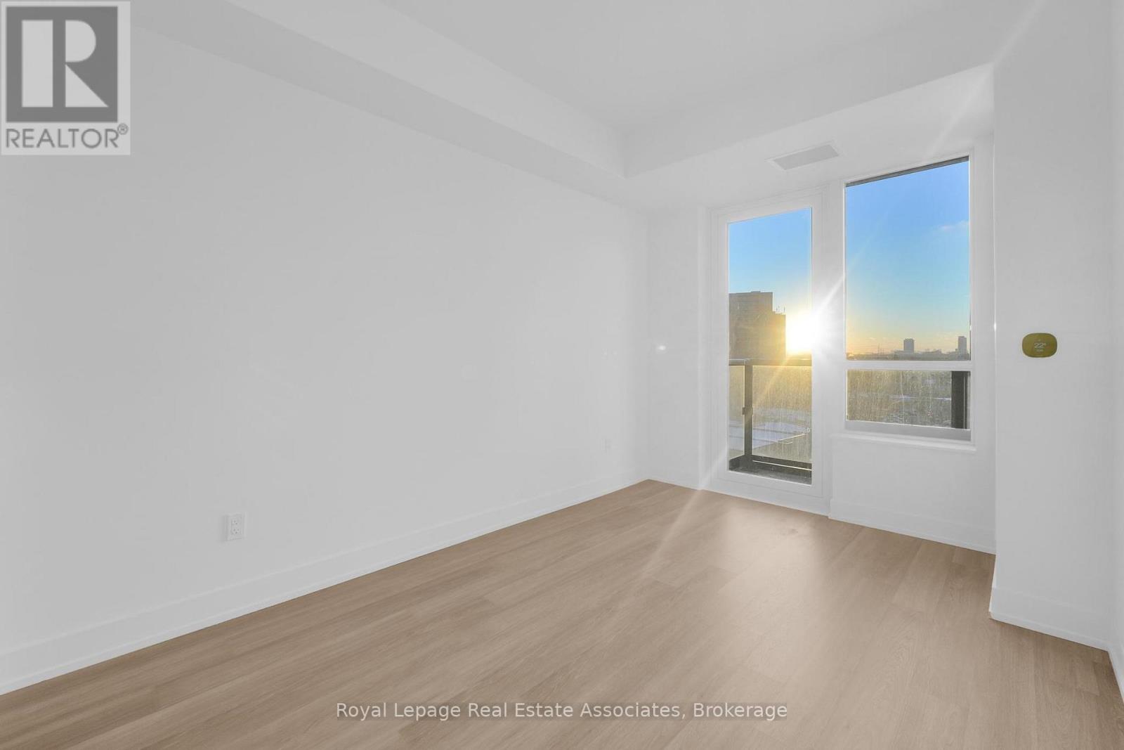 1008 - 60 Central Park Roadway, Toronto, Ontario  M9A 3K1 - Photo 8 - W12599342