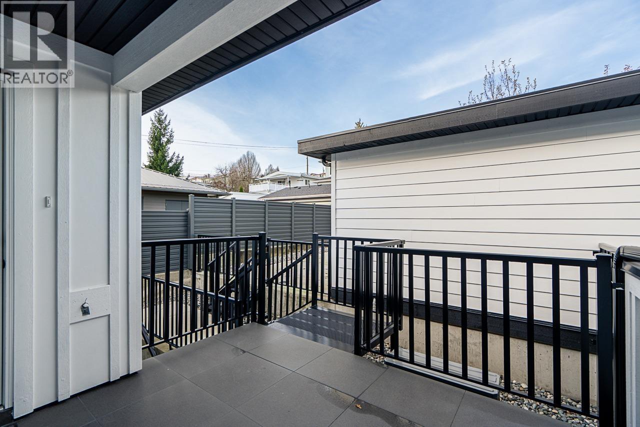 4917 Venables Street, Burnaby, British Columbia  V5B 1X8 - Photo 36 - R3071937