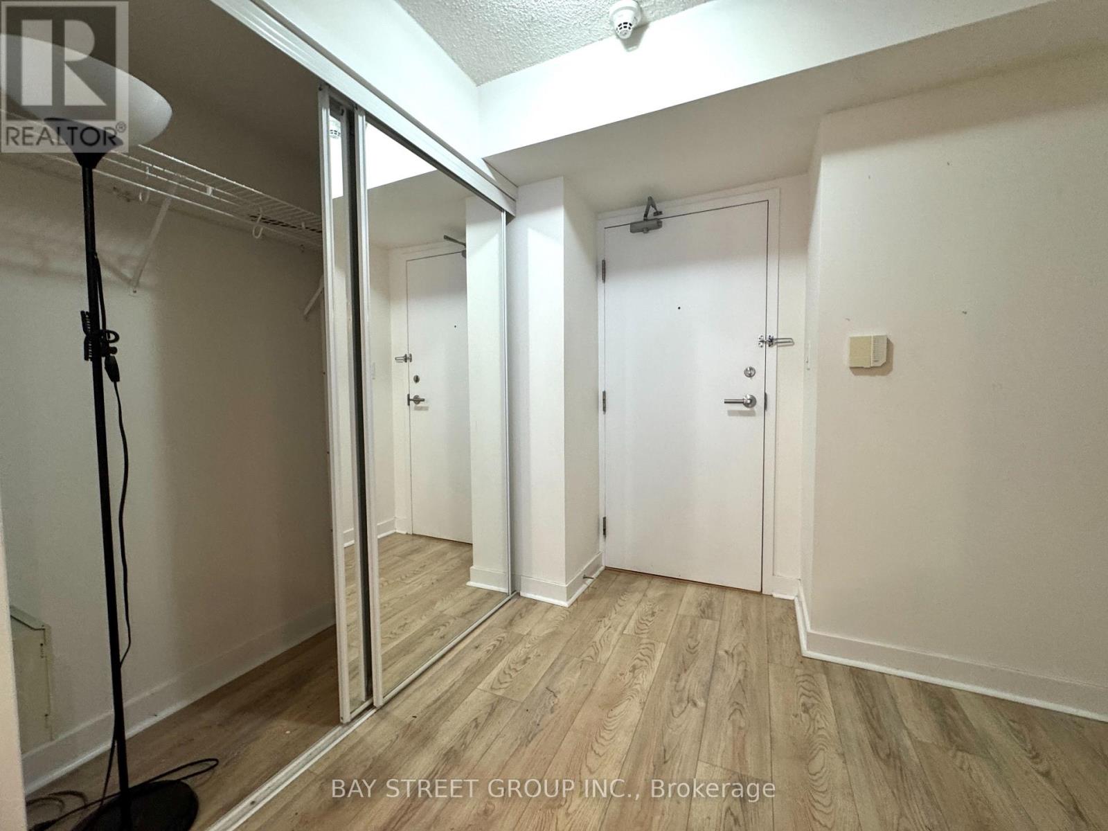 1111 - 25 Telegram Mews, Toronto, Ontario M5V 3Z1 - Photo 7 - C12592128