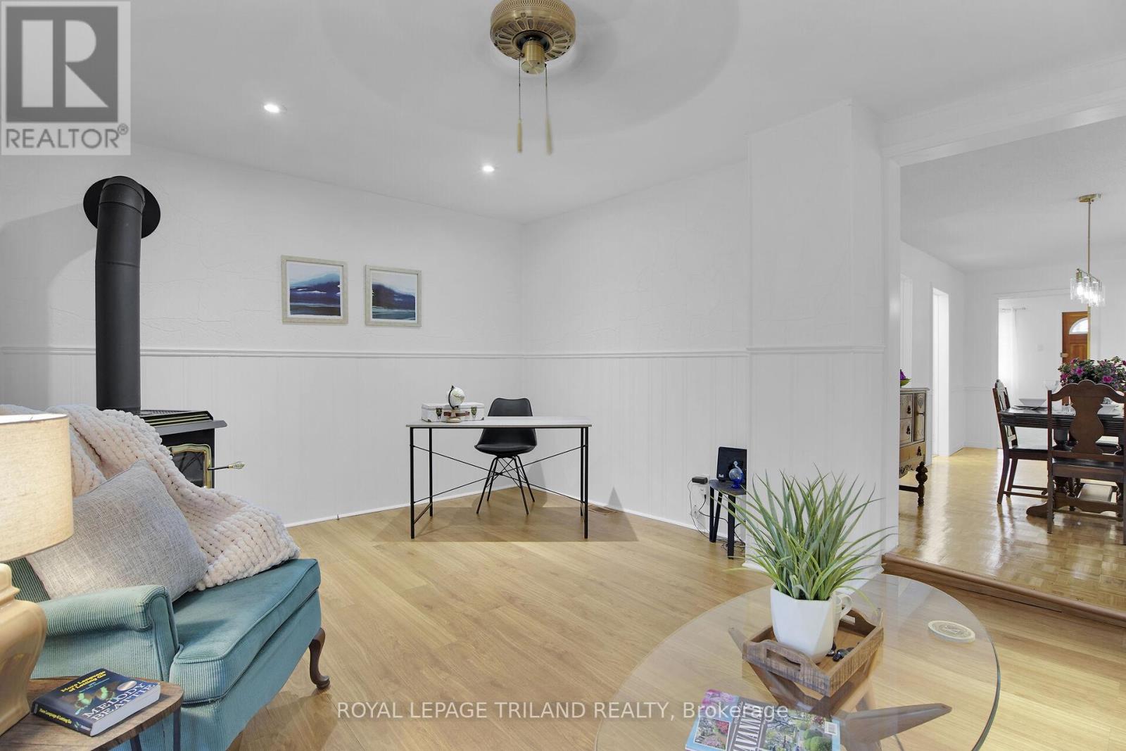 209 Water Street, Lucan Biddulph, Ontario  N0M 2J0 - Photo 11 - X12599454