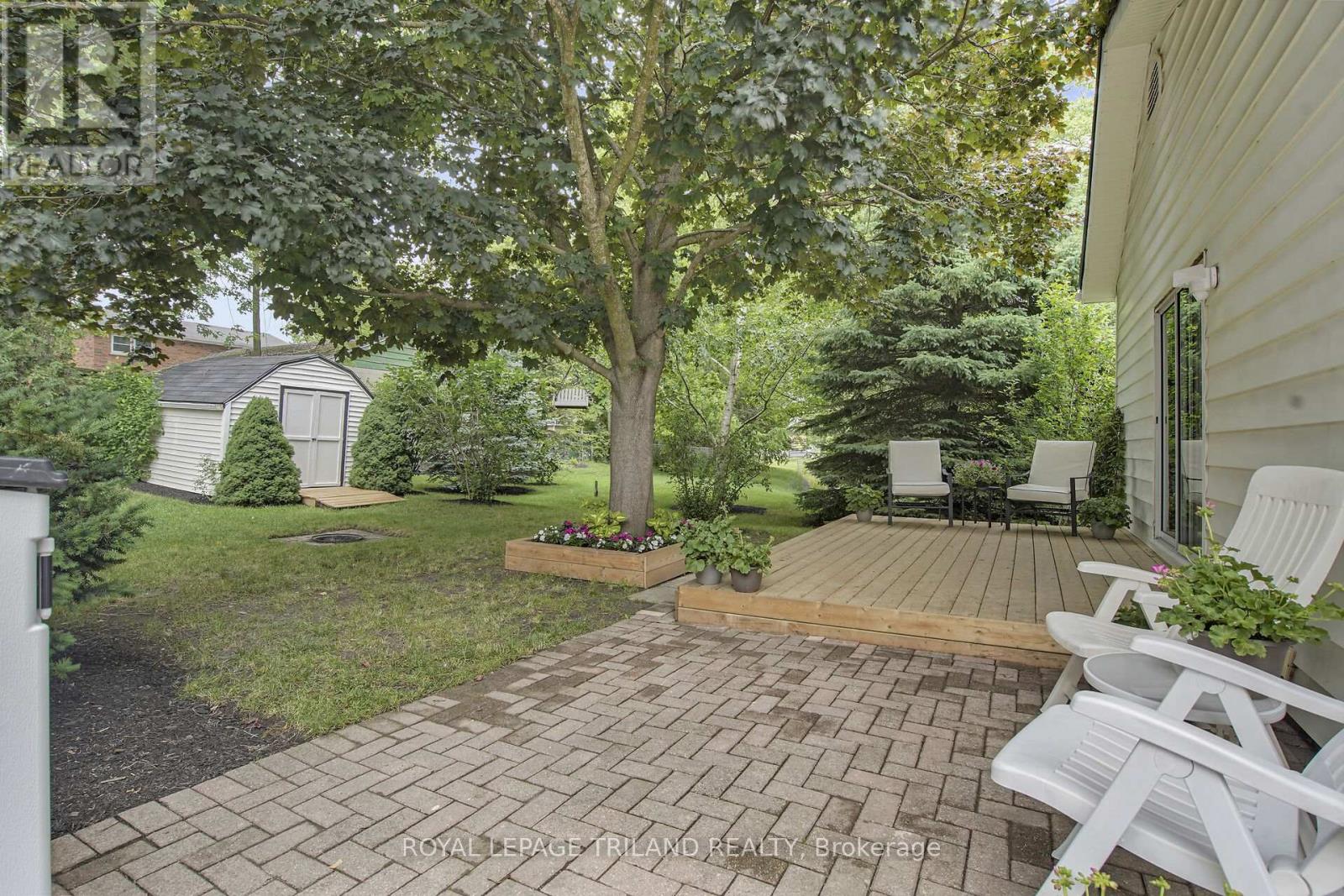 209 Water Street, Lucan Biddulph, Ontario  N0M 2J0 - Photo 22 - X12599454