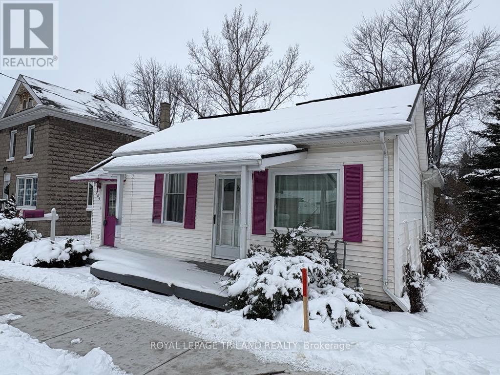 209 Water Street, Lucan Biddulph, Ontario  N0M 2J0 - Photo 33 - X12599454