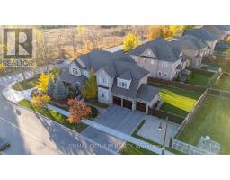 2 BERKWOOD HOLLOW, Brampton, Ontario