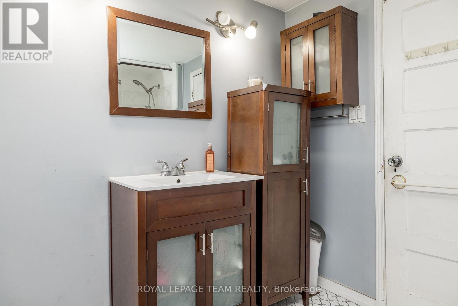 10528 Van Allen Road, North Dundas, Ontario  K0E 1S0 - Photo 19 - X12599434