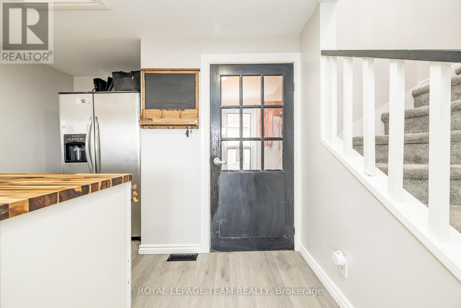 10528 Van Allen Road, North Dundas, Ontario  K0E 1S0 - Photo 4 - X12599434