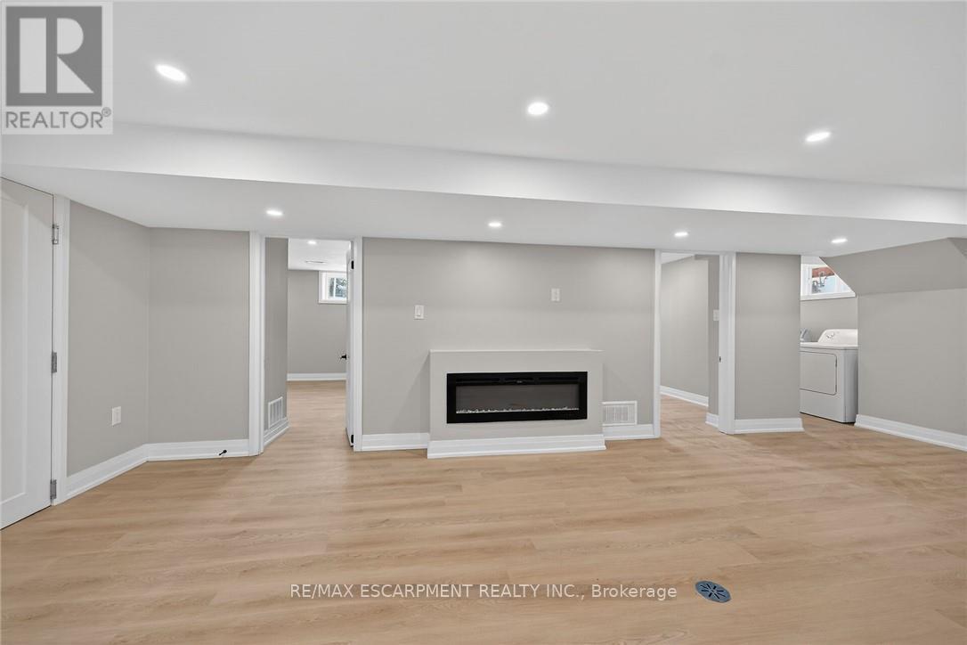 84 Blanmora Drive, Hamilton, Ontario  L8G 2A8 - Photo 21 - X12599306