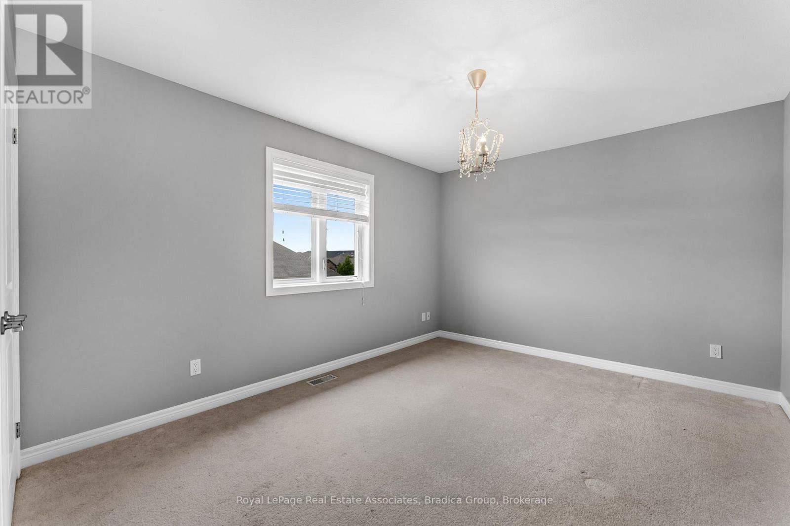 17 Trailwood Drive, Welland, Ontario L3C 0B6 - Photo 26 - X12599322