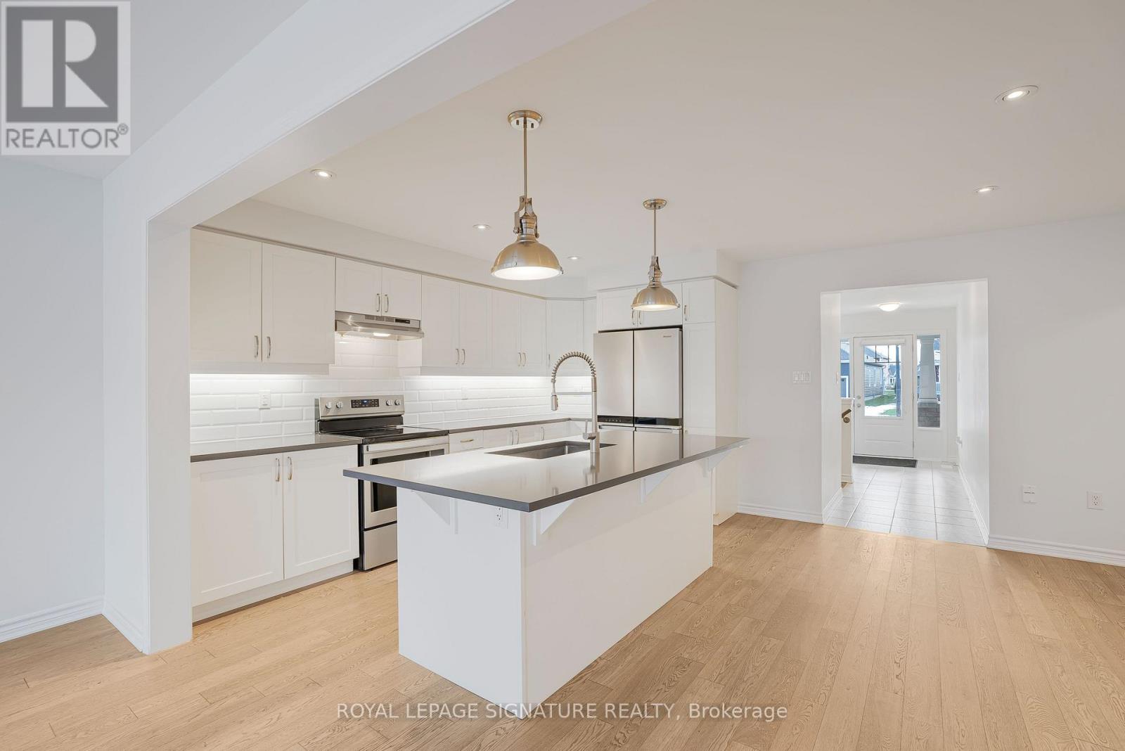 72 Chambery Street, Bracebridge, Ontario  P1L 0G2 - Photo 12 - X12599340