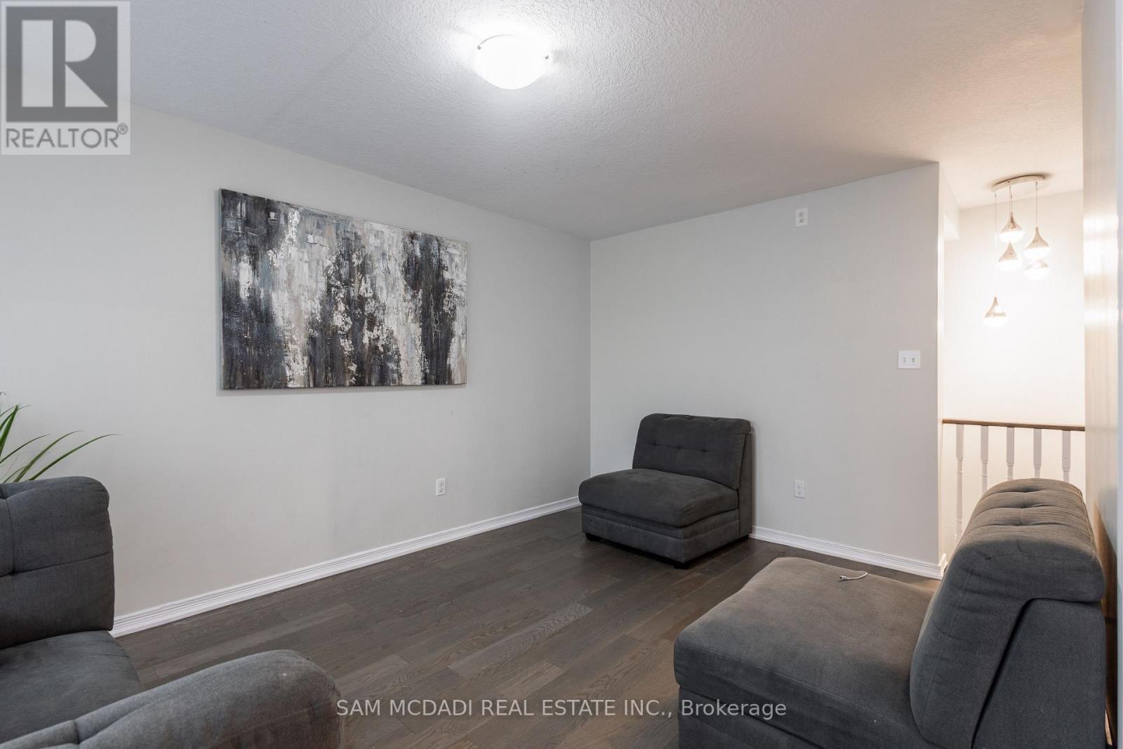 22 Lambert Crescent, Brantford, Ontario  N3T 0E5 - Photo 11 - X12599344