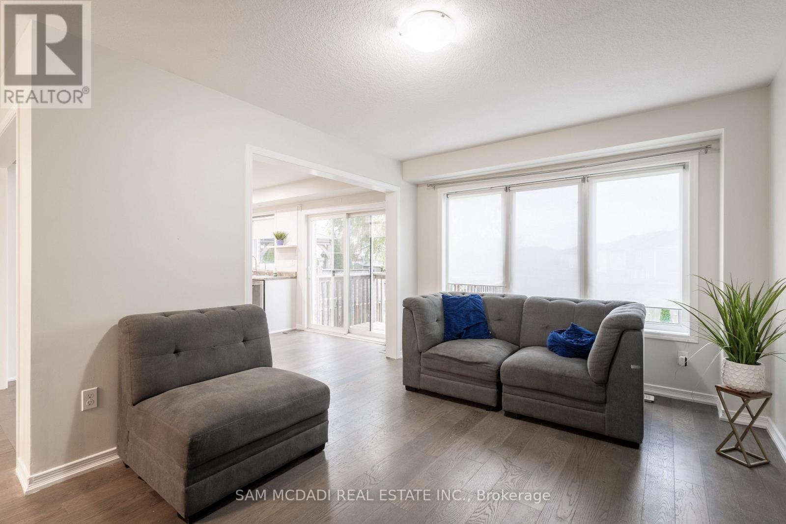 22 Lambert Crescent, Brantford, Ontario  N3T 0E5 - Photo 12 - X12599344