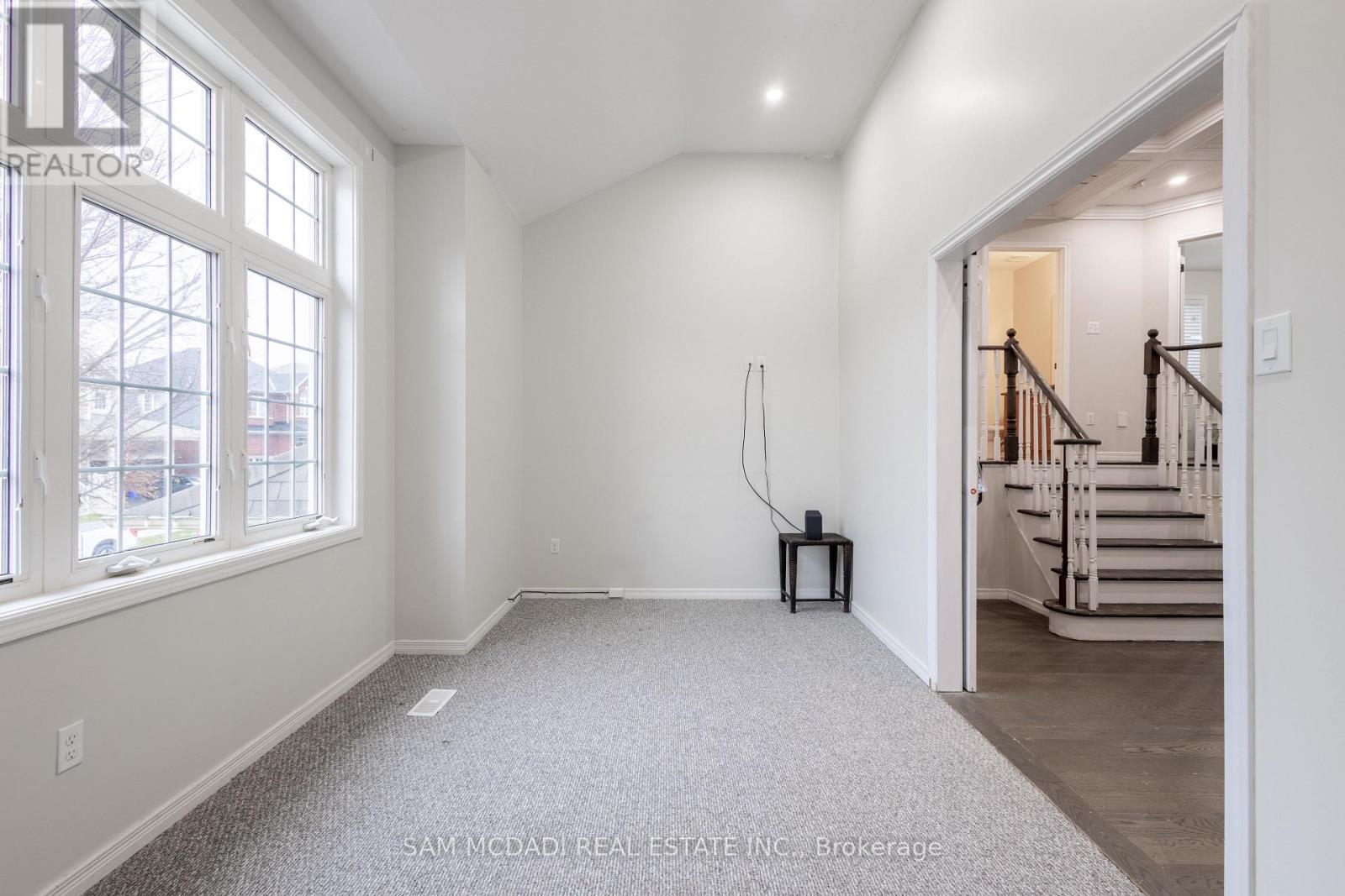 22 Lambert Crescent, Brantford, Ontario  N3T 0E5 - Photo 17 - X12599344