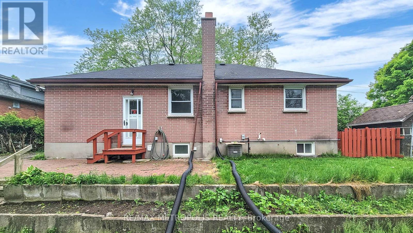 Main - 1020 Brewer Street, Peterborough Central, Ontario  K9J 5B4 - Photo 28 - X12599352