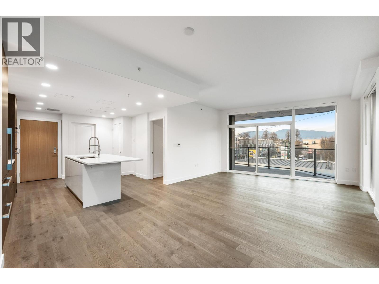 302 2888 Arbutus Street, Vancouver, British Columbia V6J 0J1 - Photo 4 - R3071965