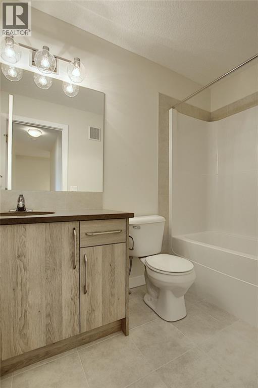 426 River Avenue, Cochrane, Alberta  T4C 3B8 - Photo 29 - A2191105