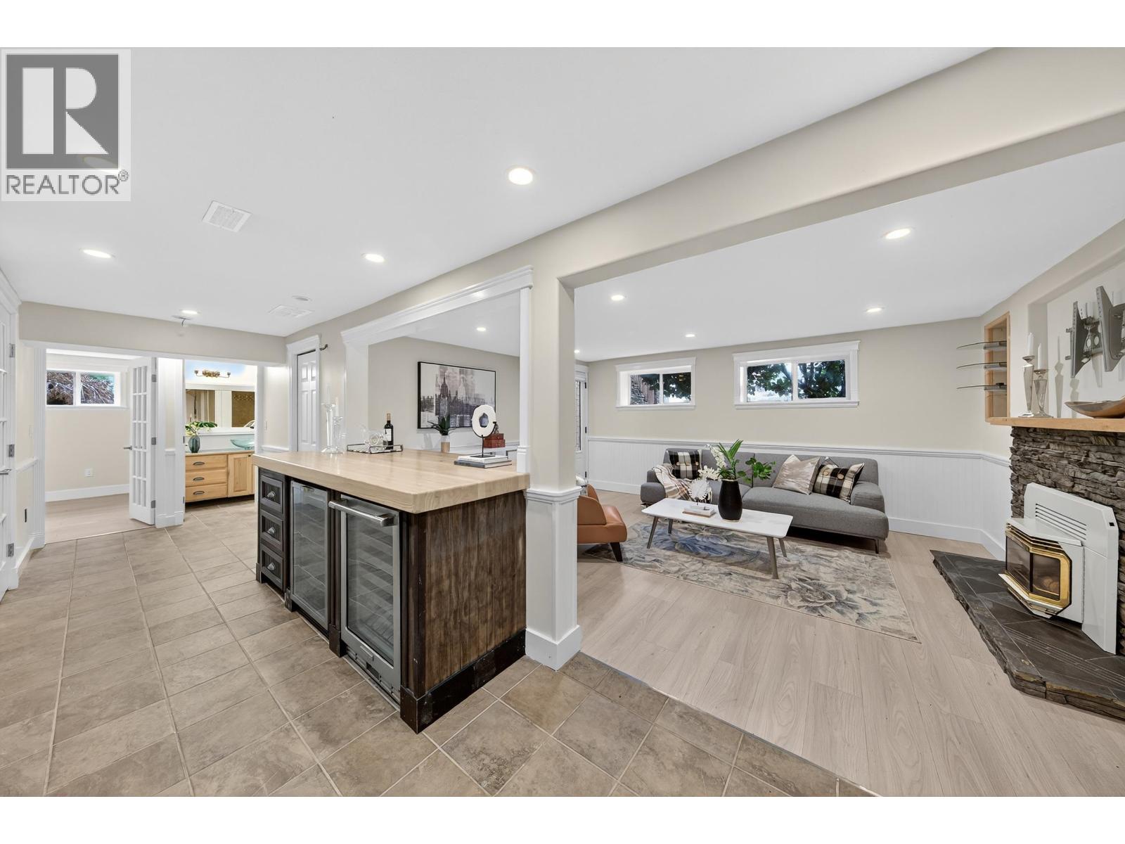 707 Newport Street, Coquitlam, British Columbia  V3J 3H7 - Photo 18 - R3071958