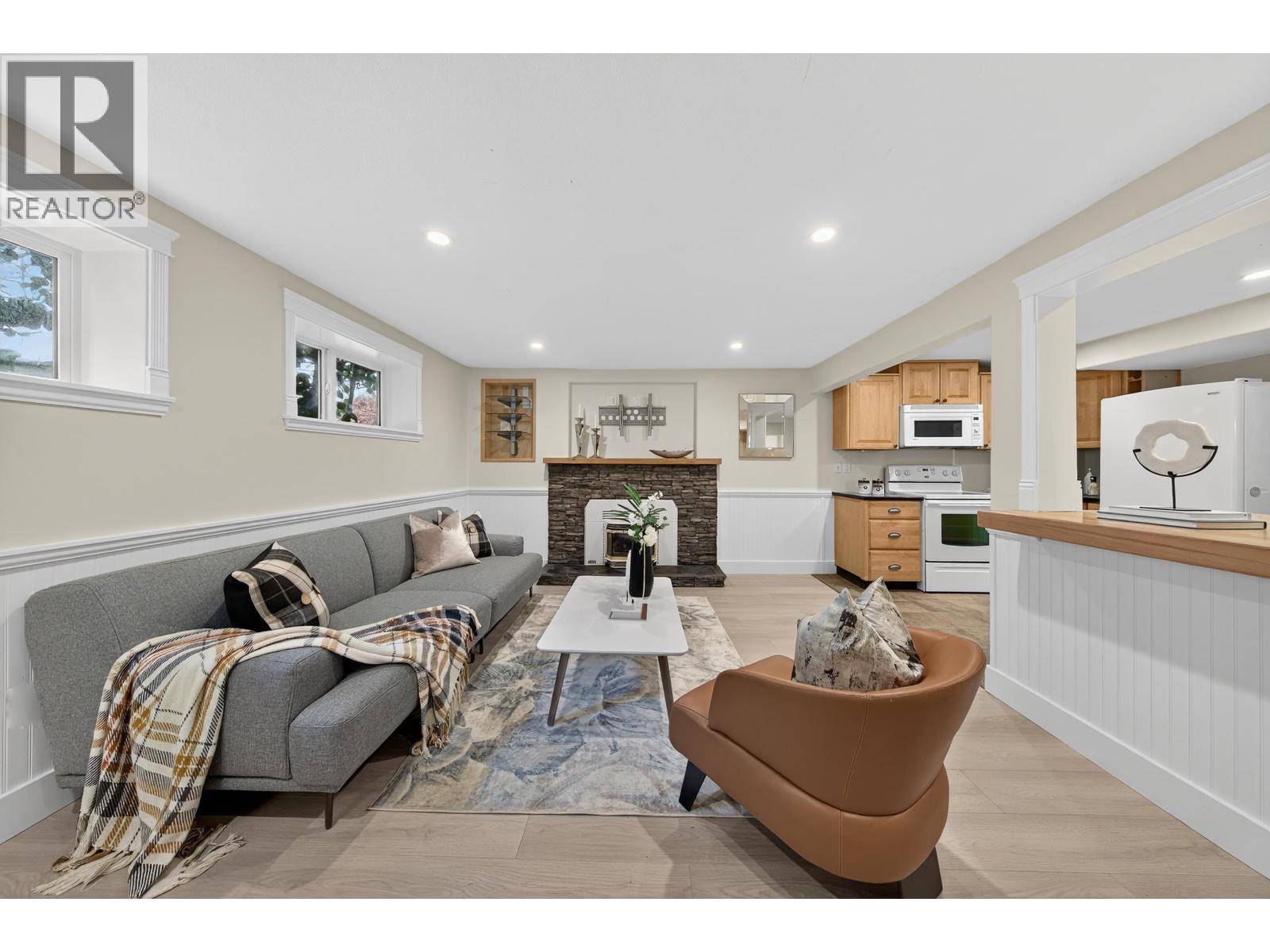 707 Newport Street, Coquitlam, British Columbia  V3J 3H7 - Photo 22 - R3071958