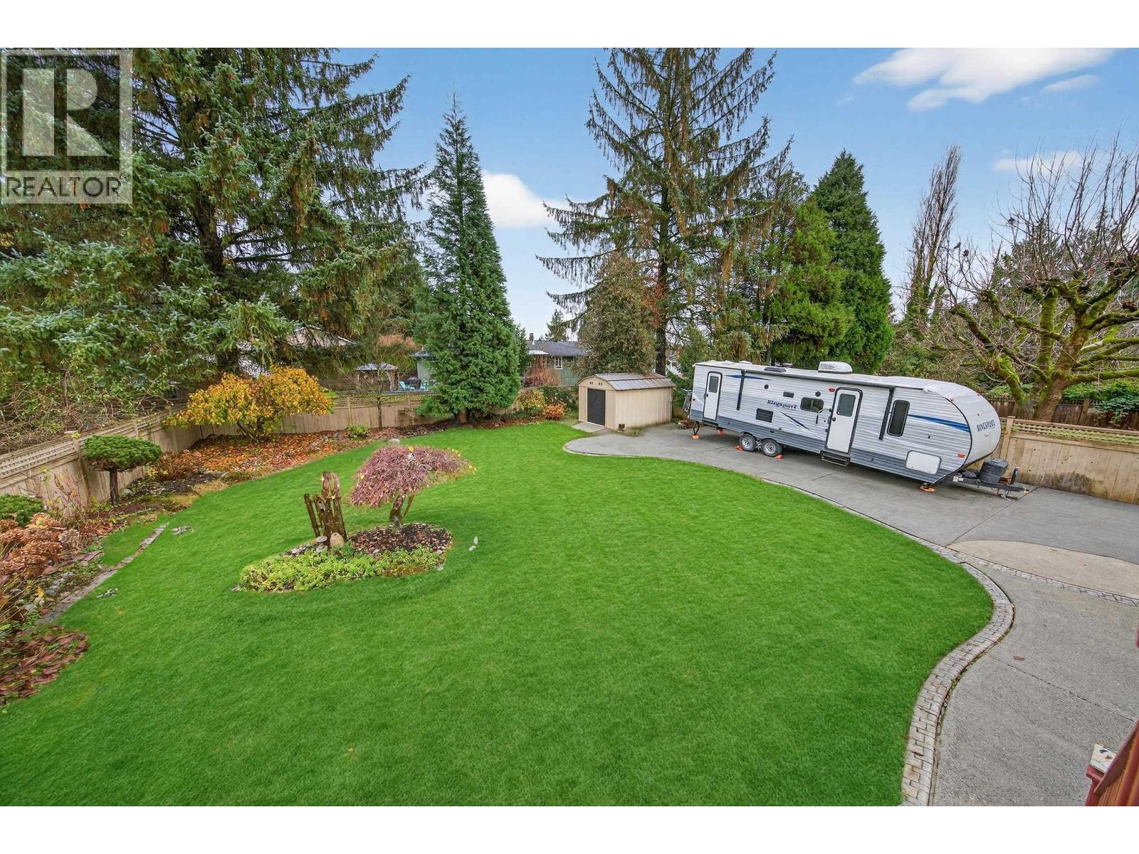 707 Newport Street, Coquitlam, British Columbia  V3J 3H7 - Photo 30 - R3071958